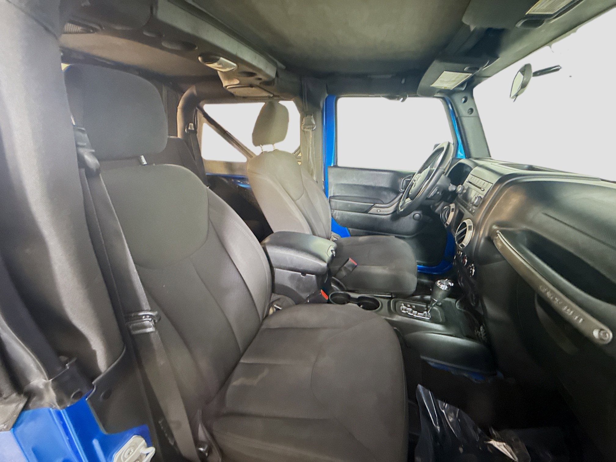 Used 2016 Jeep Wrangler Sport image 25