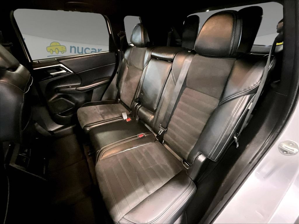 Used 2024 Mitsubishi Outlander SE AWD/4WD image 15