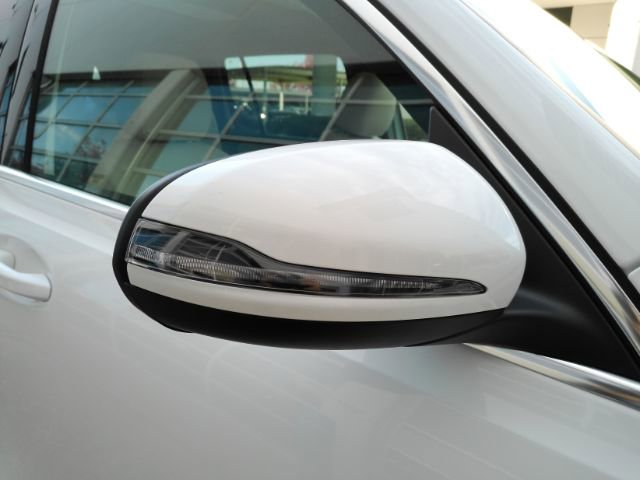 Used 2022 Mercedes-Benz EQB 300 4MATIC image 22