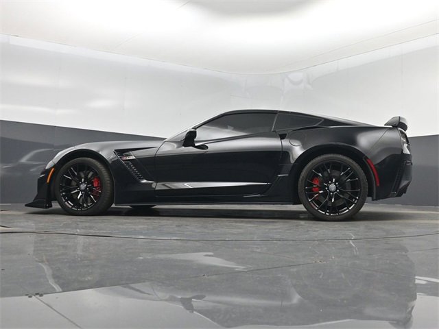 Used 2015 Chevrolet Corvette Z06 w/ 2LZ Preferred Equipment Group image 52