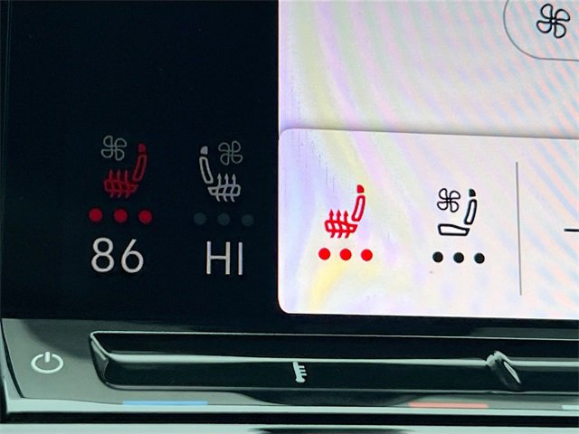 Used 2024 Volkswagen Atlas SE image 19