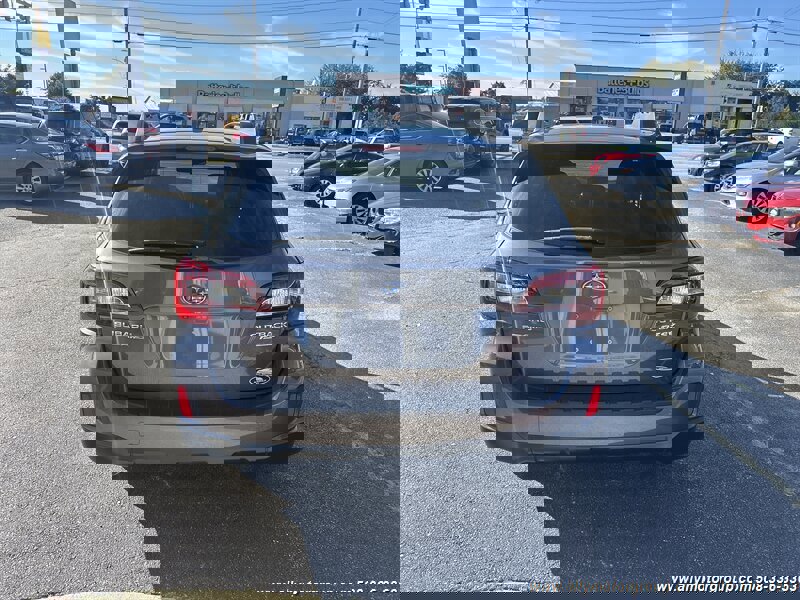 Used 2015 Subaru Outback 2.5i Premium image 4