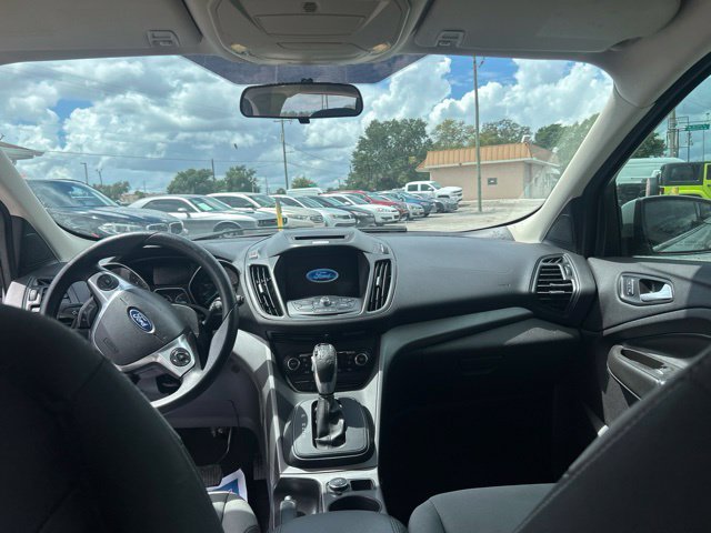 Used 2016 Ford Escape SE w/ Equipment Group 201A FWD image 12