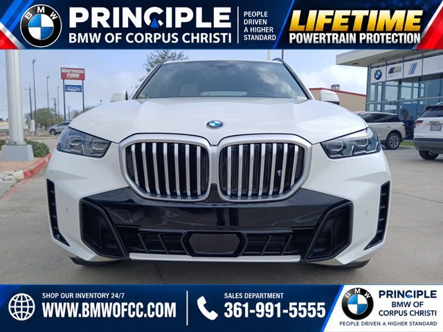 New 2026 BMW X5 sDrive40i w/ M Sport Package RWD image 3