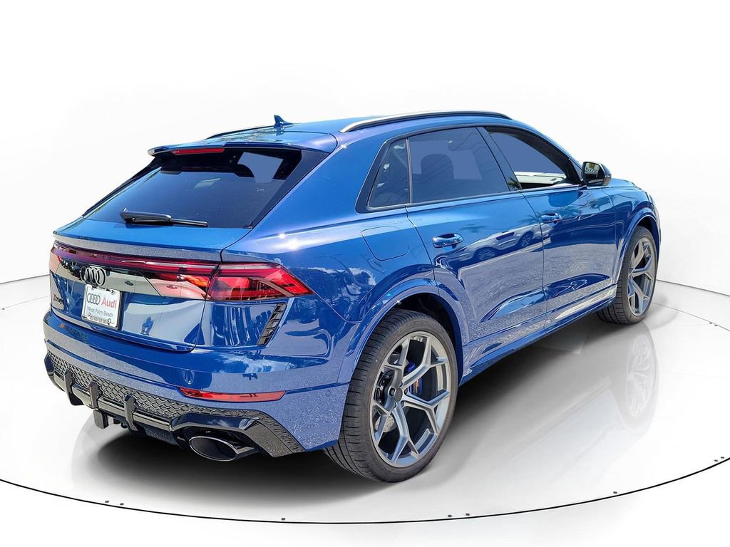 New 2026 Audi RS Q8 performance image 4