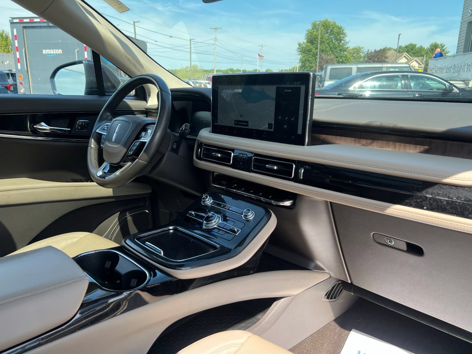 Used 2023 Lincoln Nautilus Reserve AWD/4WD image 59