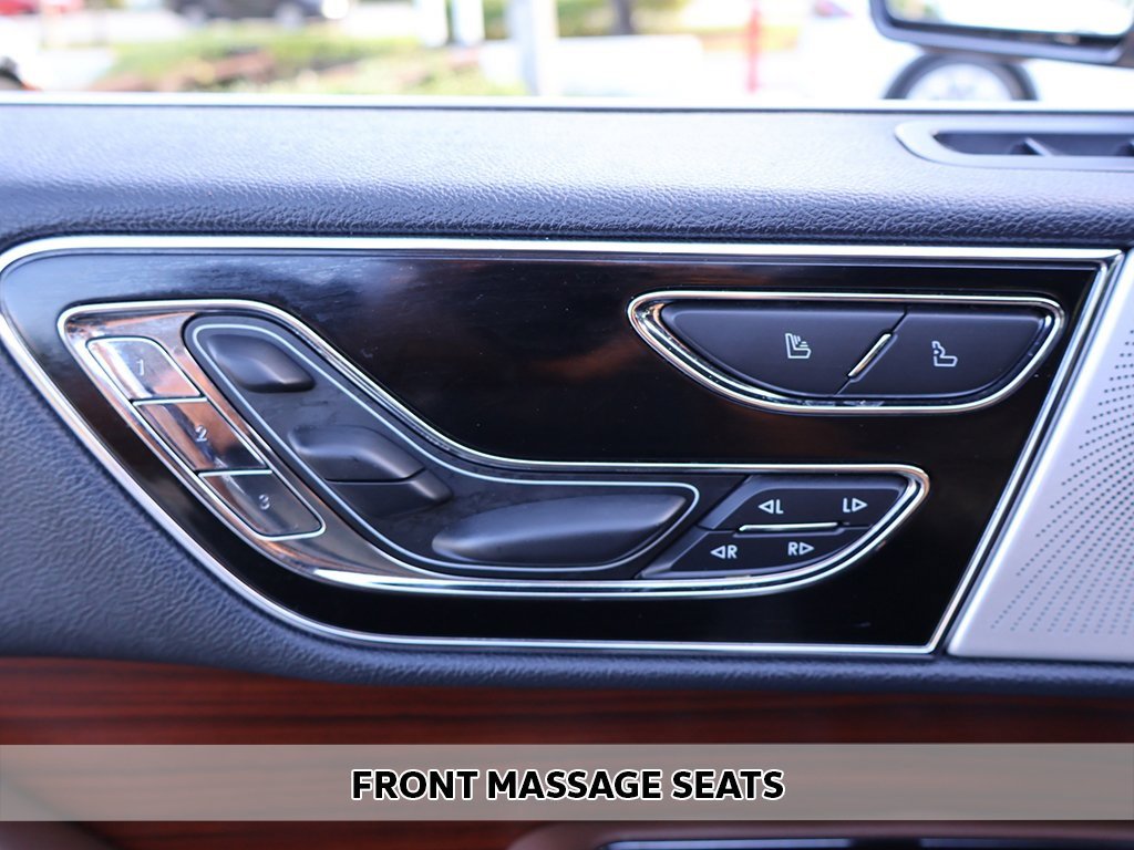 Used 2022 Lincoln Navigator Reserve image 9