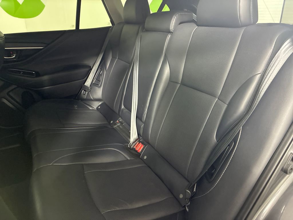 Used 2022 Subaru Outback Limited image 23