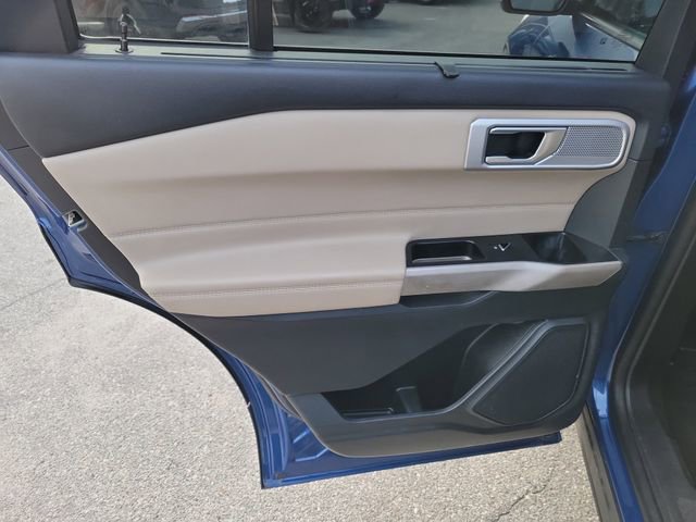 Used 2023 Ford Explorer Limited w/ Equipment Group 301A image 32