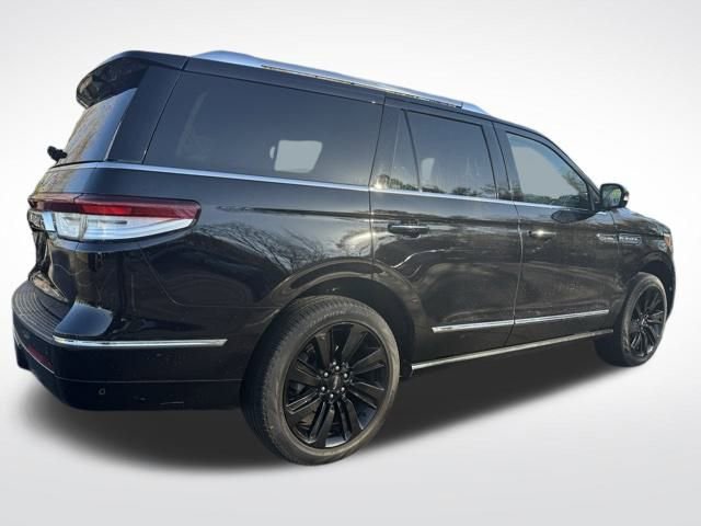 Certified 2024 Lincoln Navigator Reserve image 6