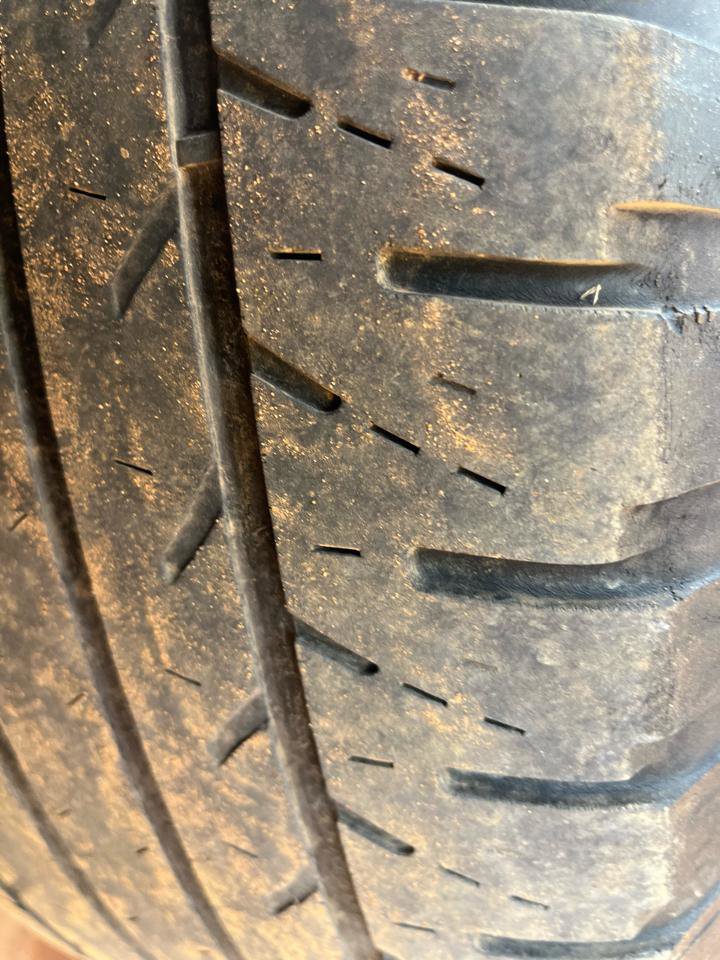 Used 2017 Ford F150 Platinum w/ Equipment Group 701A Luxury AWD/4WD image 12