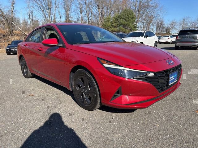 Certified 2023 Hyundai Elantra SEL image 2