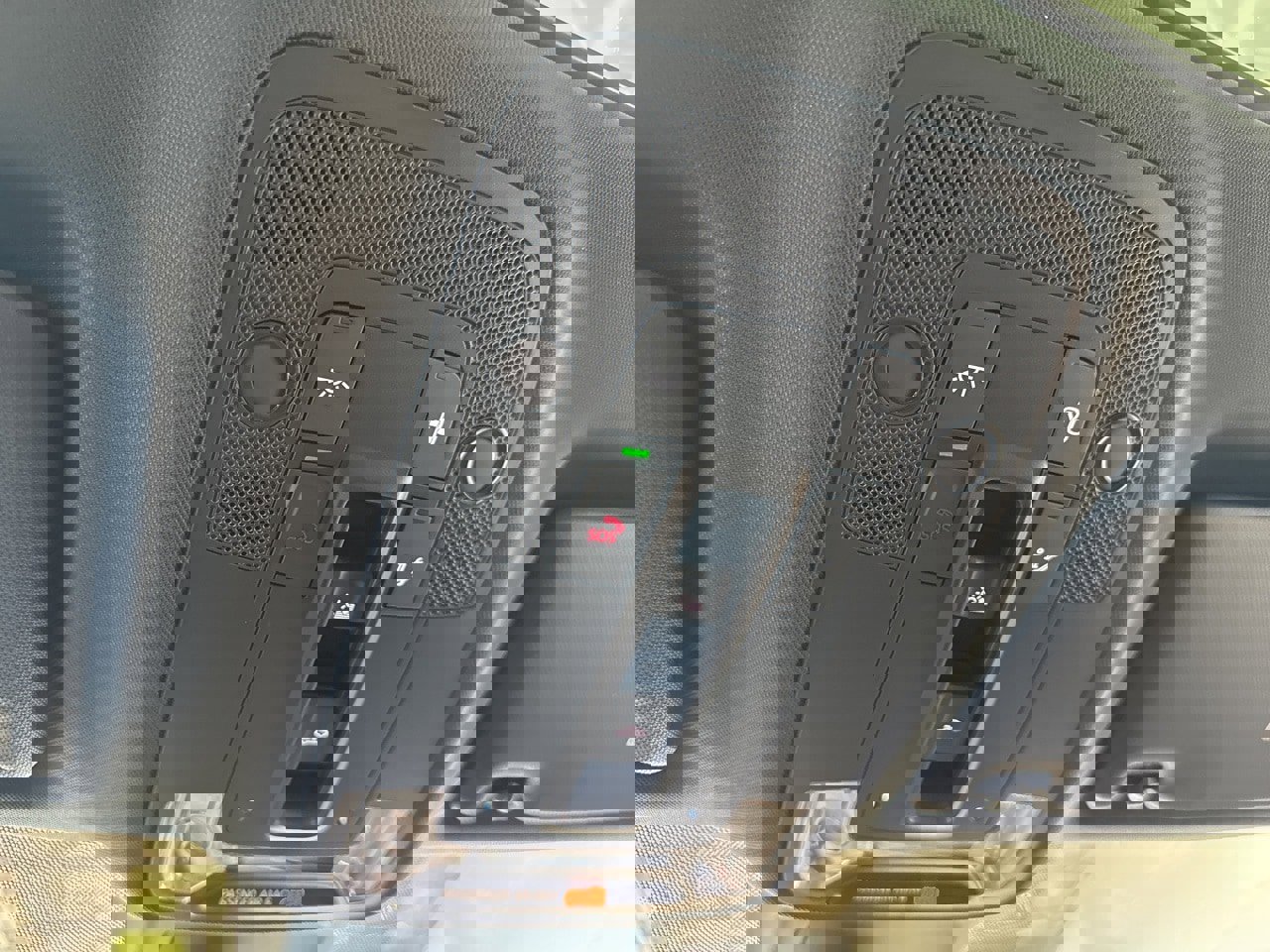 New 2025 Audi Q3 2.0T Premium image 35