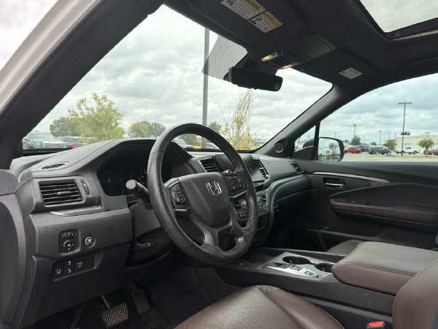 Used 2025 Honda Ridgeline RTL image 10