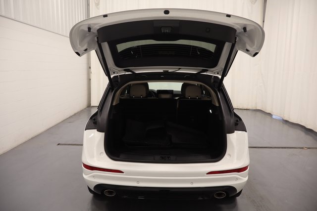 Used 2025 Lincoln Corsair Reserve w/ Equipment Group 202A image 17