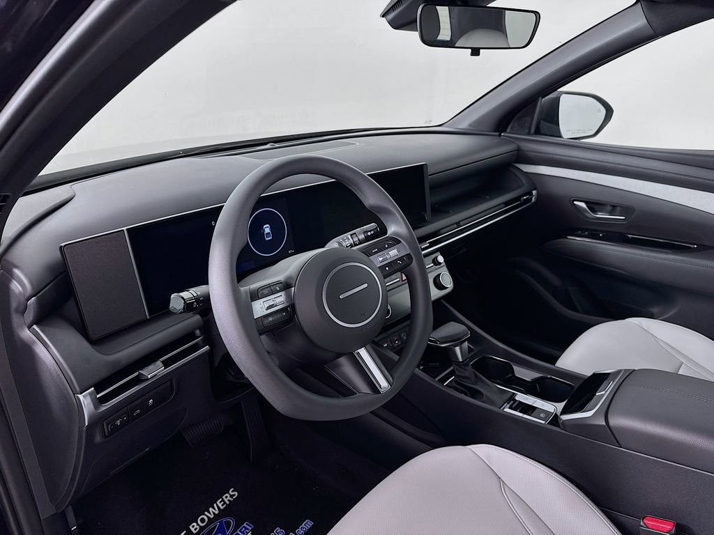 Certified 2025 Hyundai Santa Cruz SEL image 9