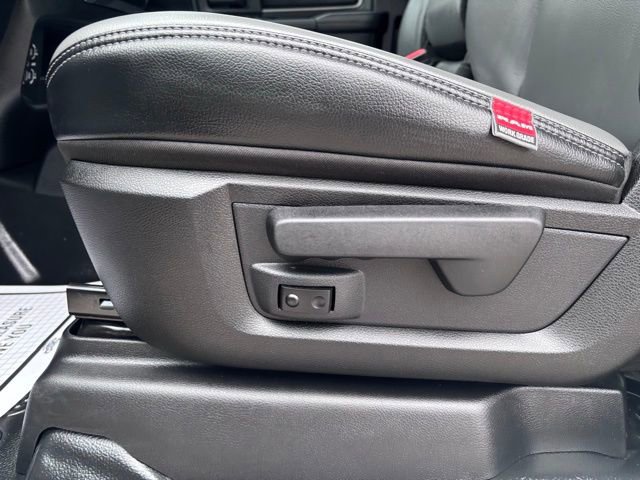 Used 2023 RAM 3500 Tradesman image 20