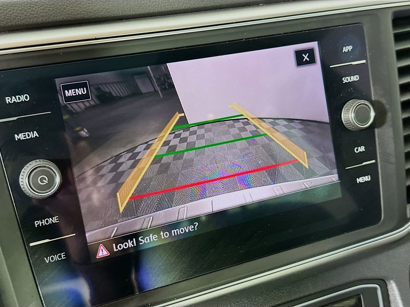 Used 2018 Volkswagen Atlas Launch Edition image 14