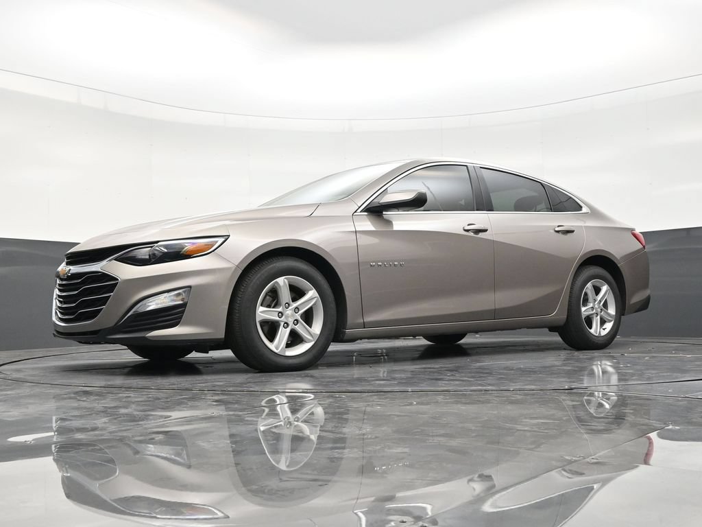Used 2025 Chevrolet Malibu LS FWD image 21