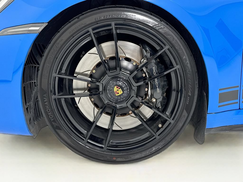 Certified 2022 Porsche 911 Carrera 4 GTS AWD/4WD image 11