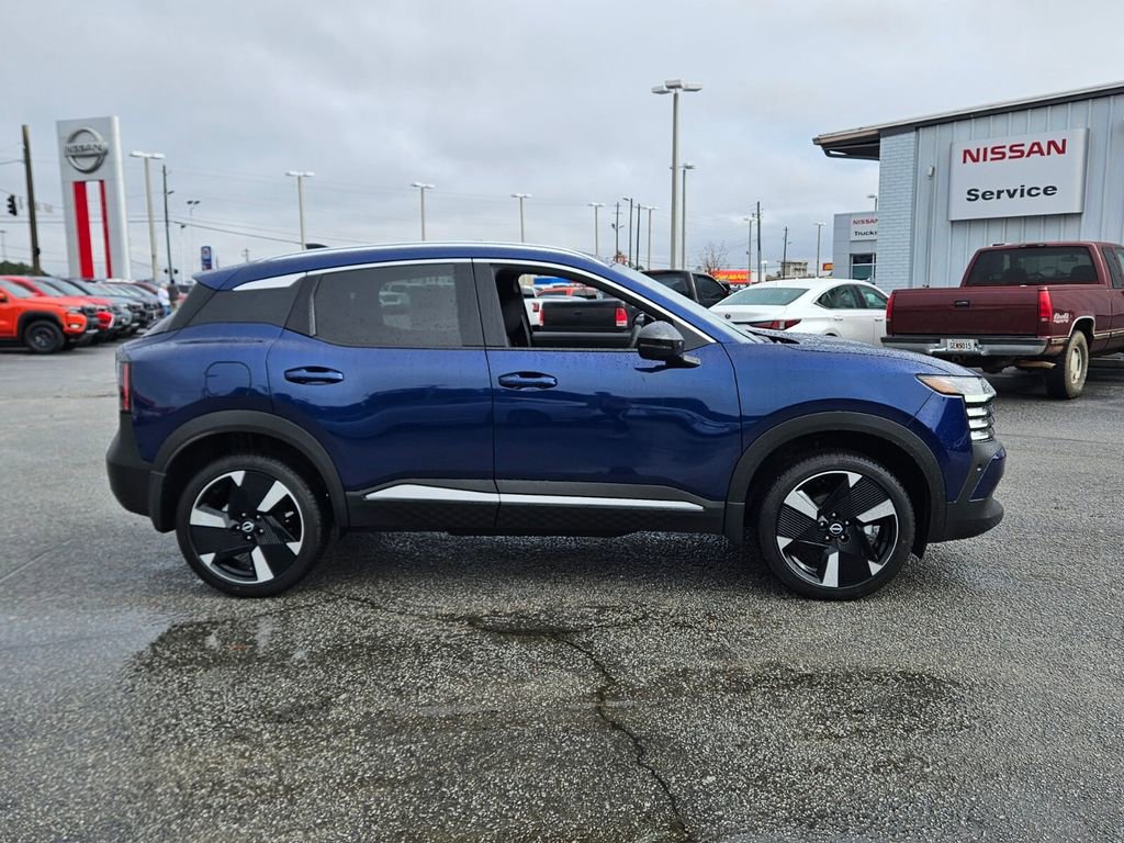 New 2026 Nissan Kicks SR image 13