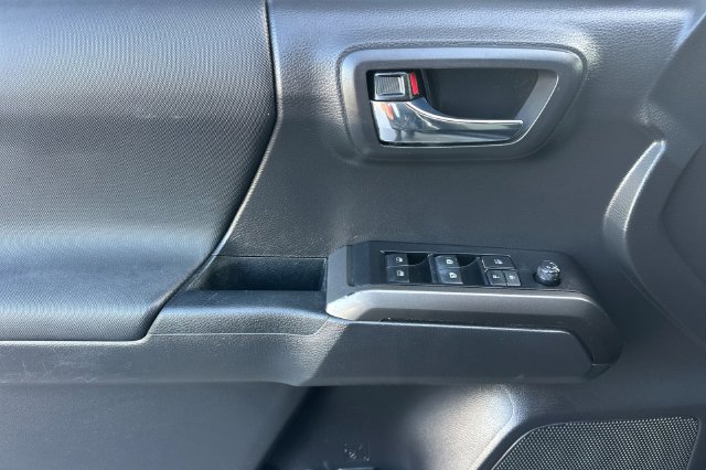Certified 2022 Toyota Tacoma TRD Sport w/ Technology Package RWD image 14
