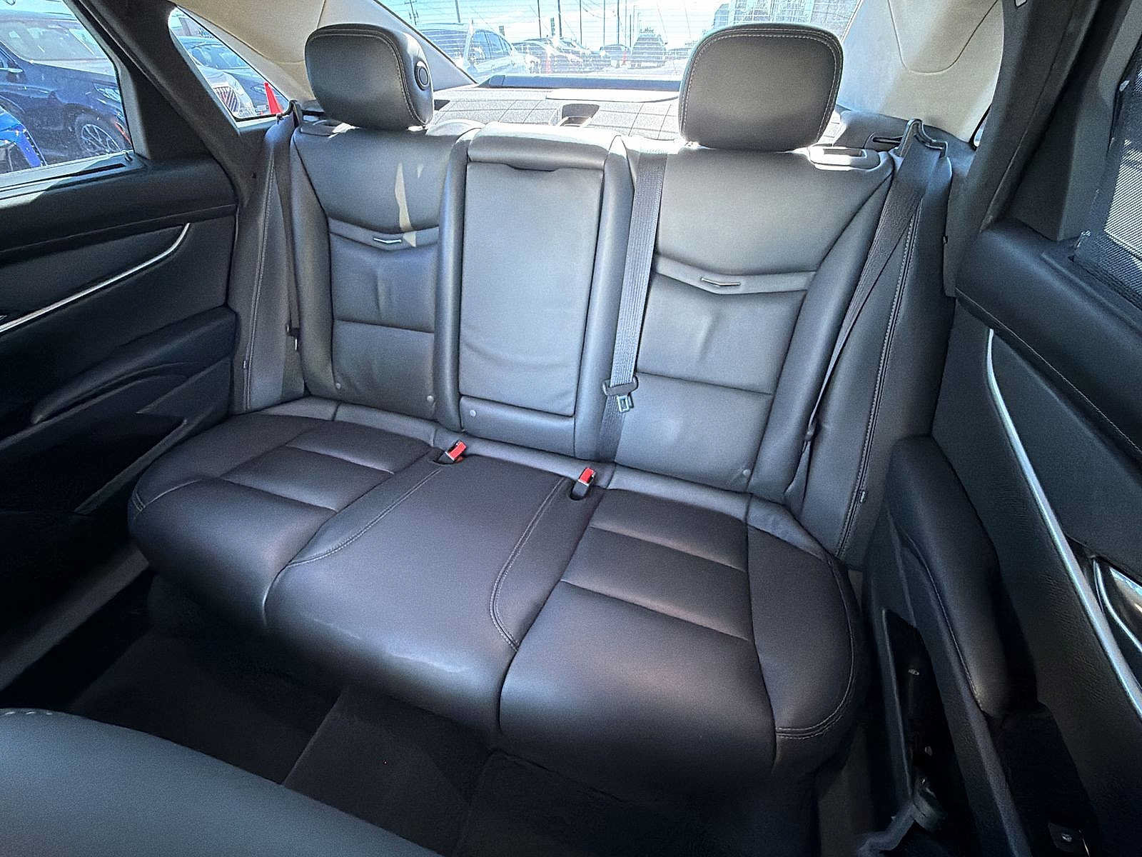 Used 2015 Cadillac XTS w/ Rear Seat Comfort Package FWD image 21