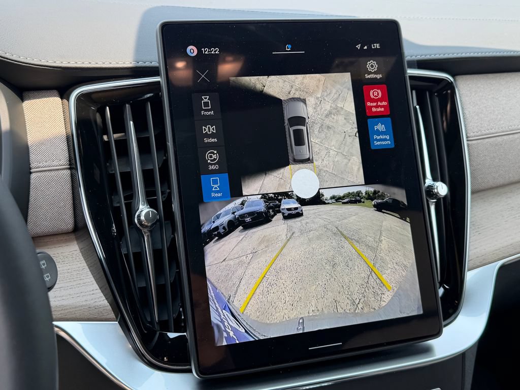 New 2026 Volvo XC90 T8 Plus w/ Protection Package Premier AWD/4WD image 23