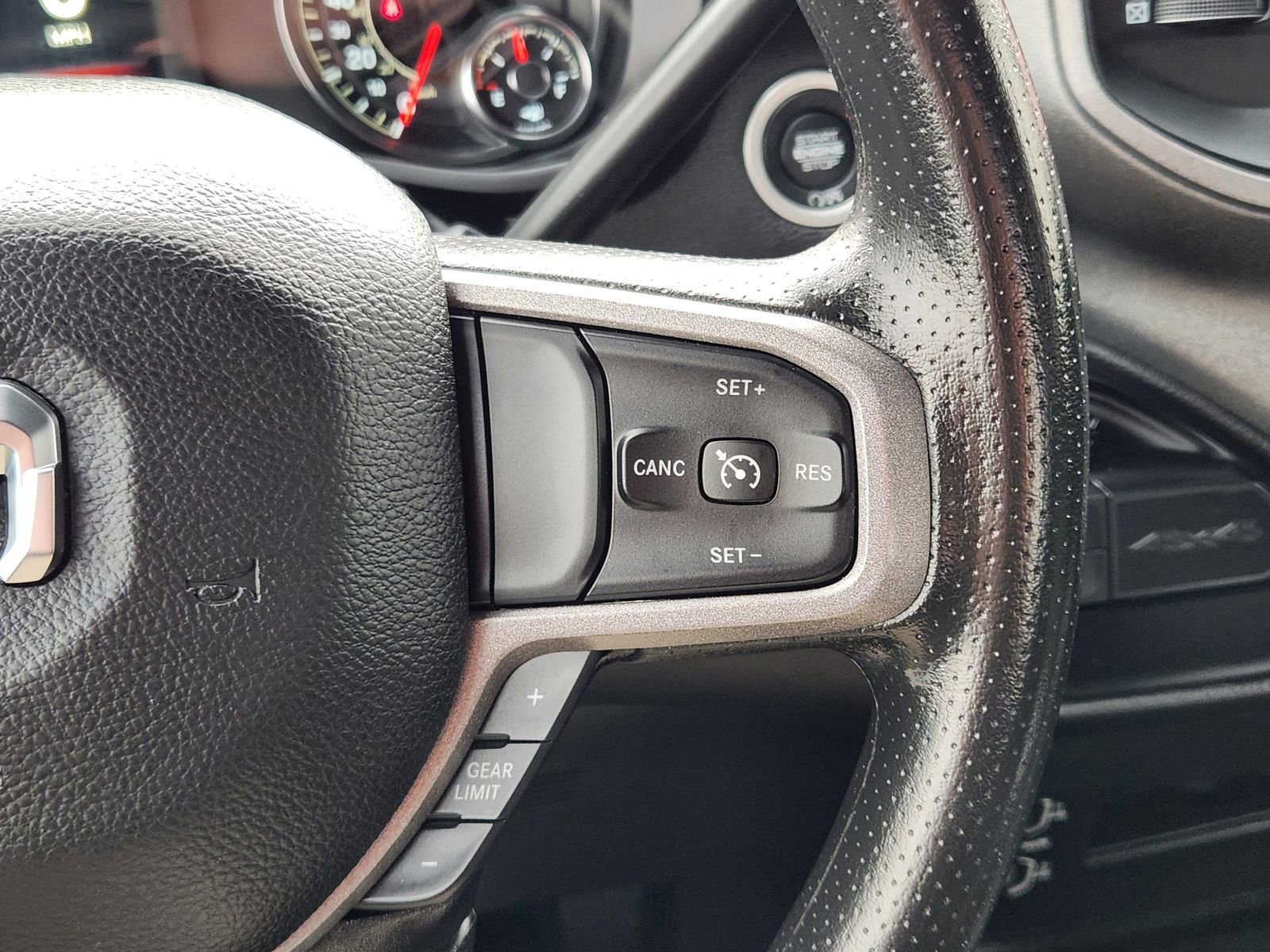 Used 2024 RAM 3500 Tradesman w/ Chrome Appearance Group image 33