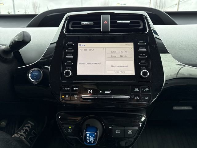 Used 2020 Toyota Prius LE image 21