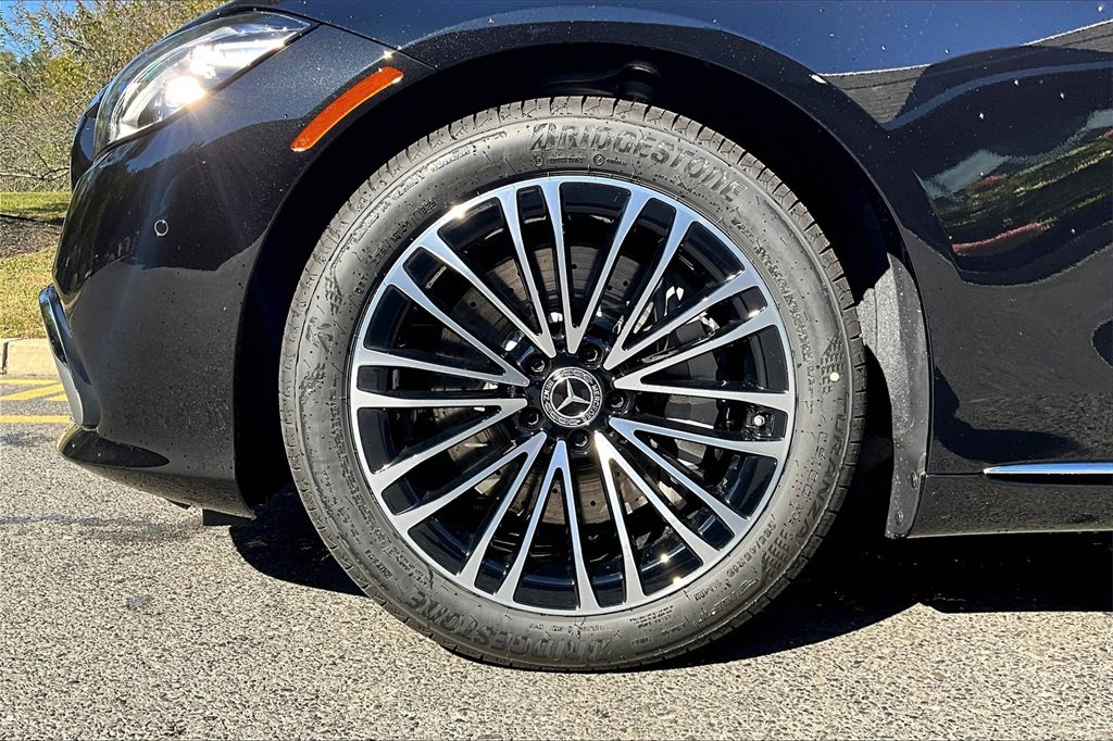 New 2026 Mercedes-Benz S 500 4MATIC image 12
