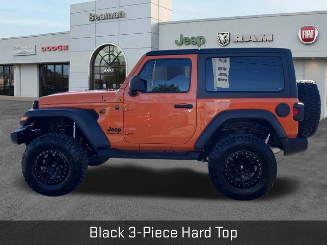 Used 2025 Jeep Wrangler Sport AWD/4WD image 4