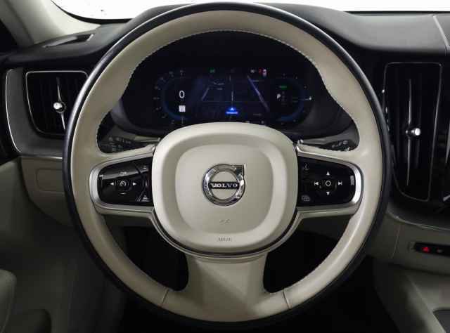 Used 2024 Volvo XC60 T8 Plus w/ Protection Package Premier image 20