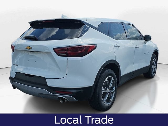 Used 2023 Chevrolet Blazer LT FWD image 4