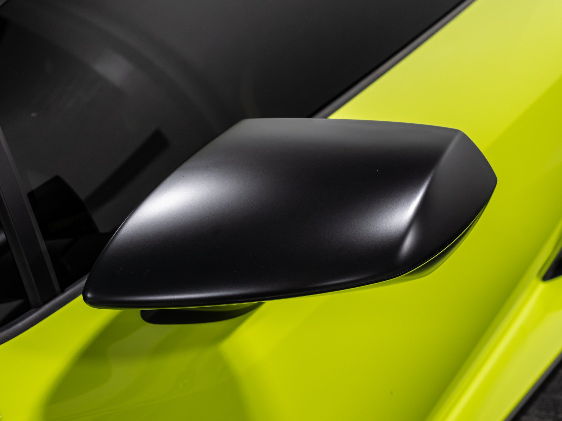 Used 2023 Lamborghini Huracan STO RWD image 18