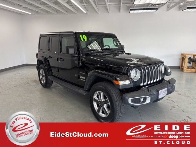 Used 2019 Jeep Wrangler Unlimited Sahara AWD/4WD image 1