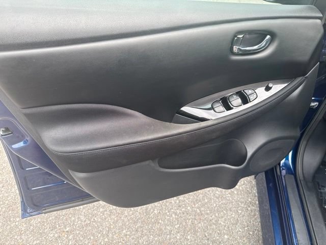 Used 2020 Nissan Leaf SV Plus w/ SV All Weather Package FWD image 19