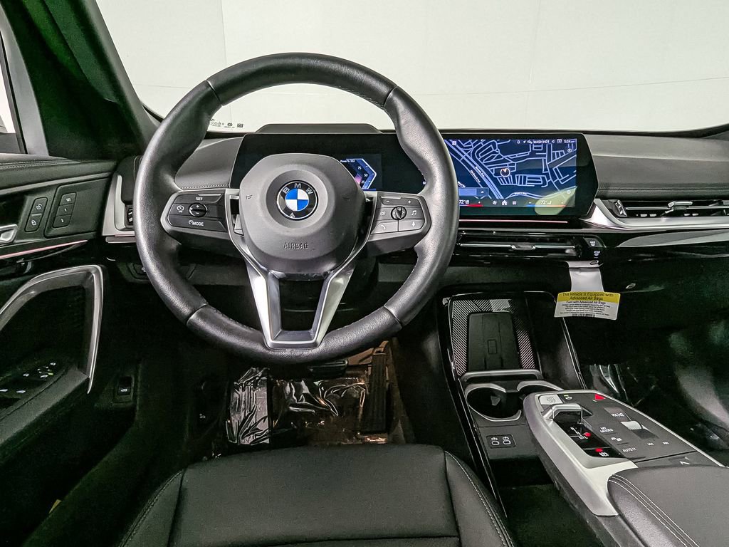 Used 2025 BMW X1 xDrive28i w/ Technology Package image 18