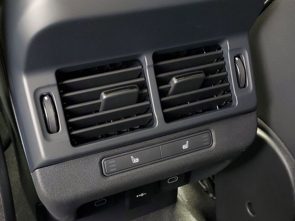 New 2026 Land Rover Range Rover Evoque S image 29