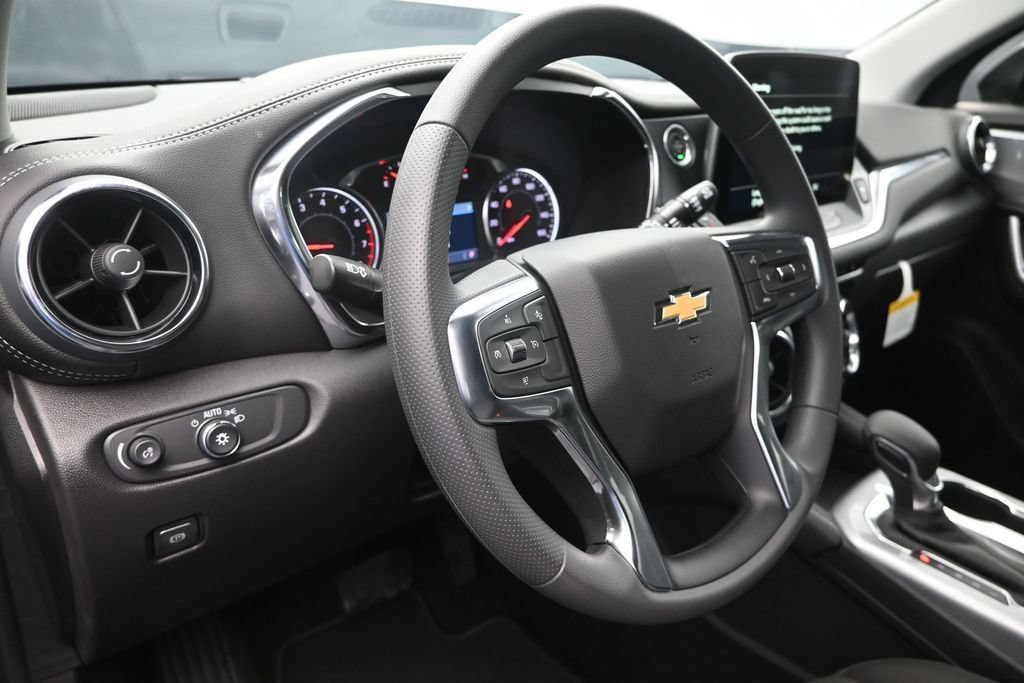 New 2026 Chevrolet Blazer LT FWD image 12