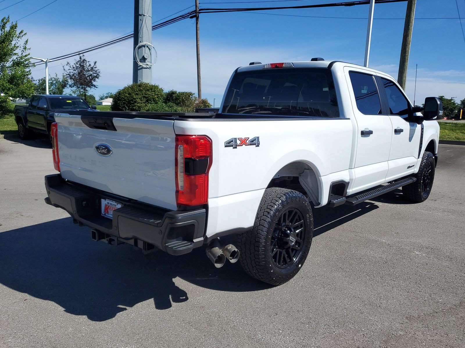 Used 2023 Ford F350 XL w/ 360-Degree Camera Package AWD/4WD image 4