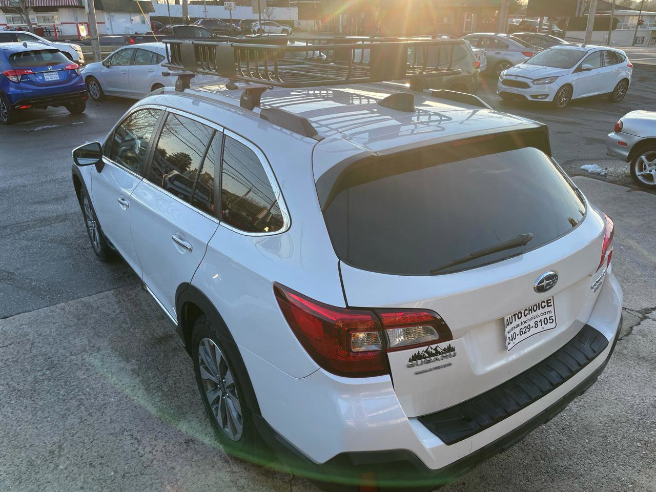Used 2018 Subaru Outback 3.6R Touring image 27
