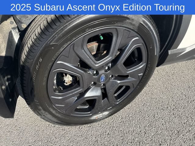 Certified 2025 Subaru Ascent Bronze Edition w/ Onyx Package AWD/4WD image 19