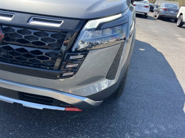 New 2026 Nissan Pathfinder Rock Creek AWD/4WD image 9