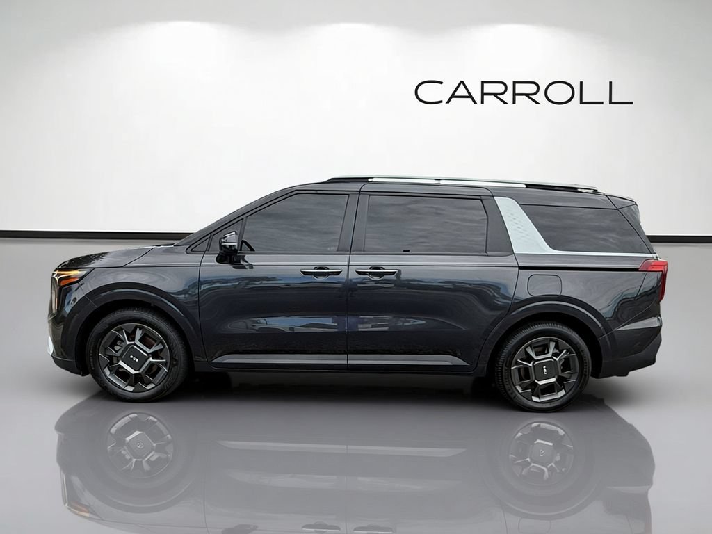 Used 2025 Kia Carnival EX FWD image 6