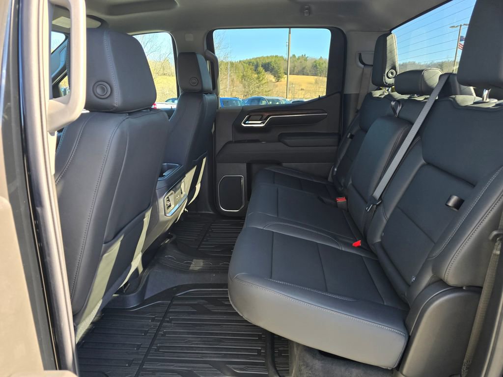 New 2026 GMC Sierra 1500 SLT w/ SLT Premium Package image 10