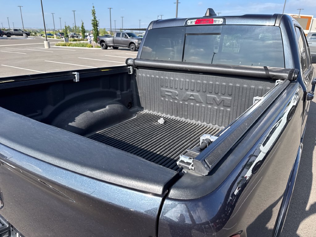 Used 2019 RAM 1500 Laramie AWD/4WD image 27