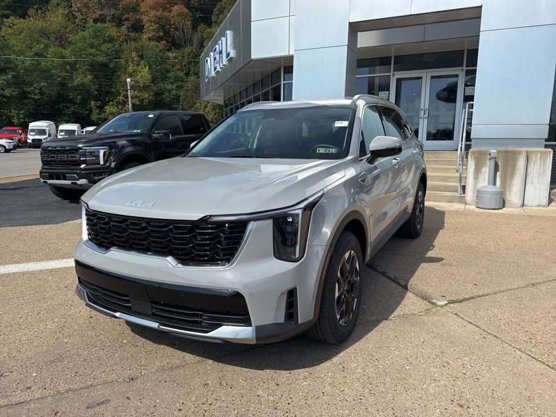 New 2026 Kia Sorento S image 3