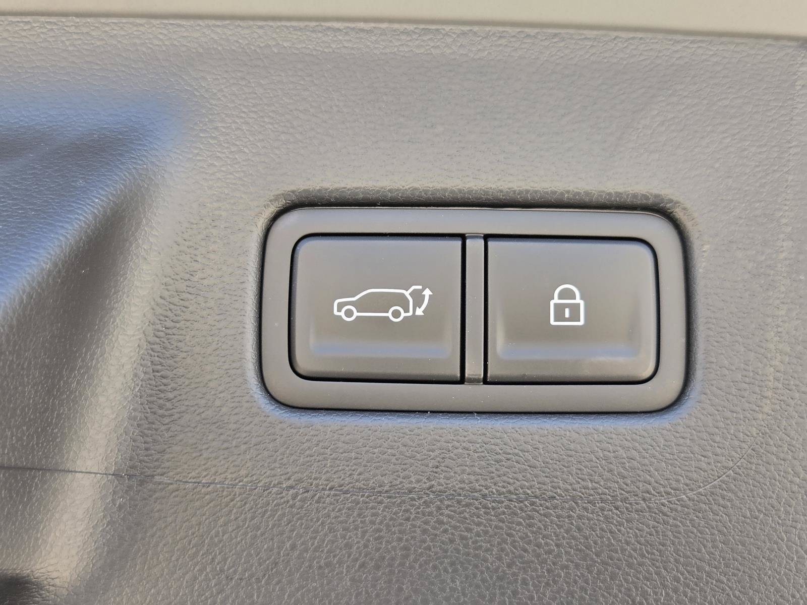 New 2027 Hyundai Santa Fe SEL FWD image 10