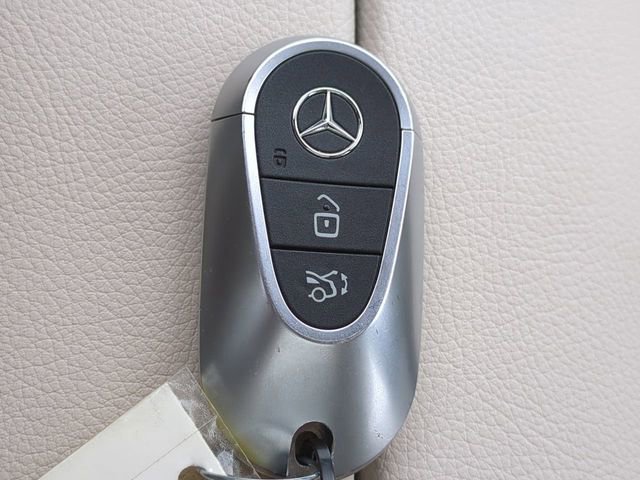 Used 2022 Mercedes-Benz C 300 4MATIC Sedan w/ Exclusive Trim Package image 27